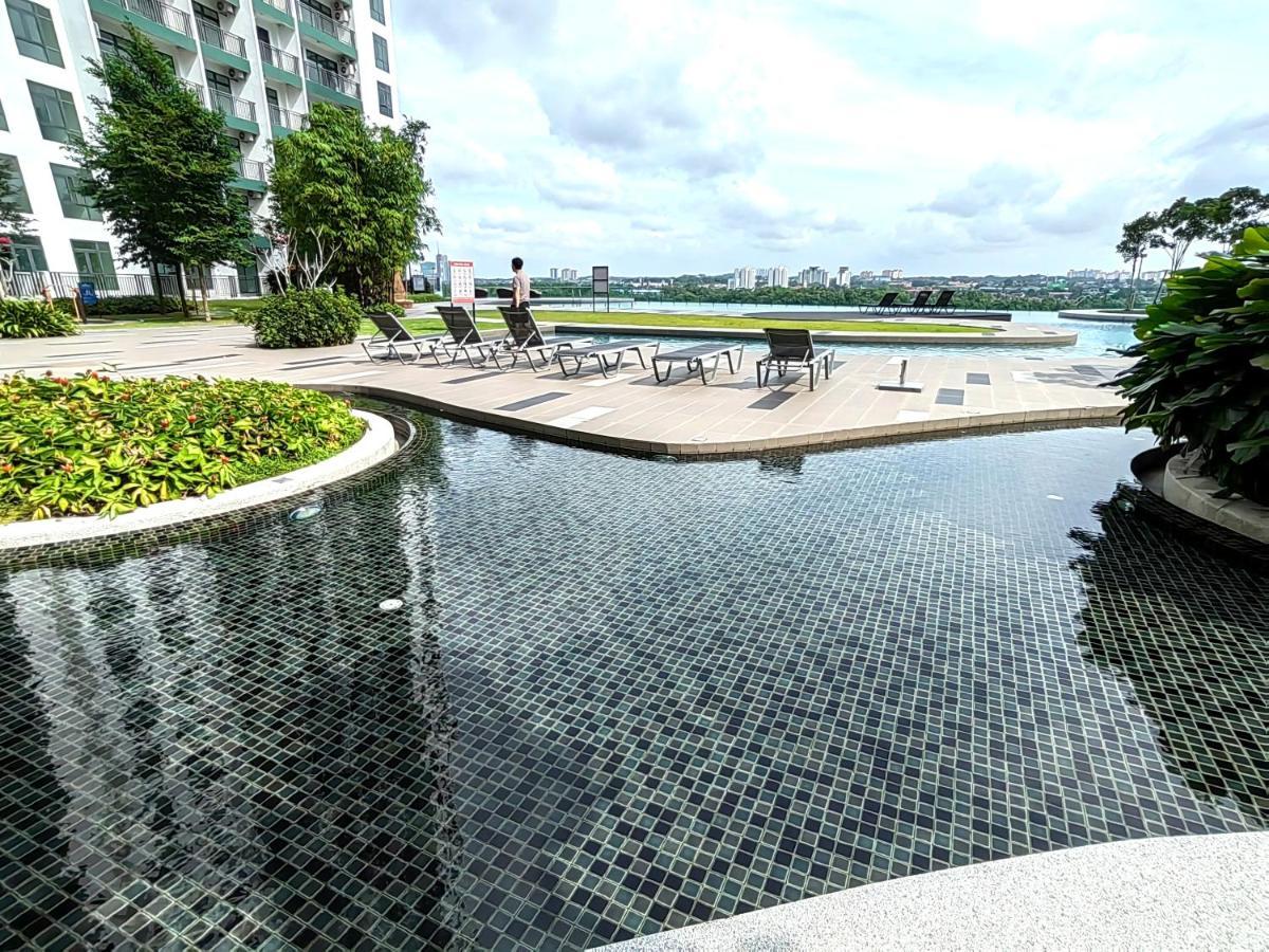 8Scape Residences Batman Vs Ironman@Lsy Home & Leisure 조호르 바루 외부 사진